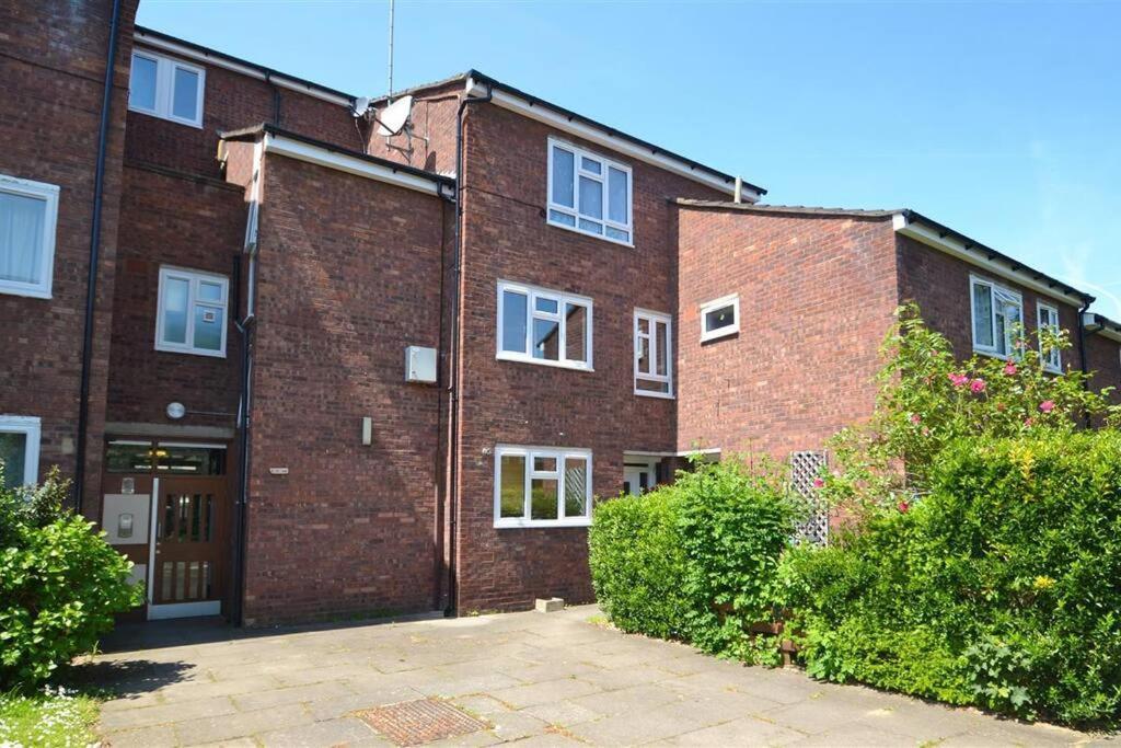 Lovely One Bed Apartment To Rent London Kültér fotó